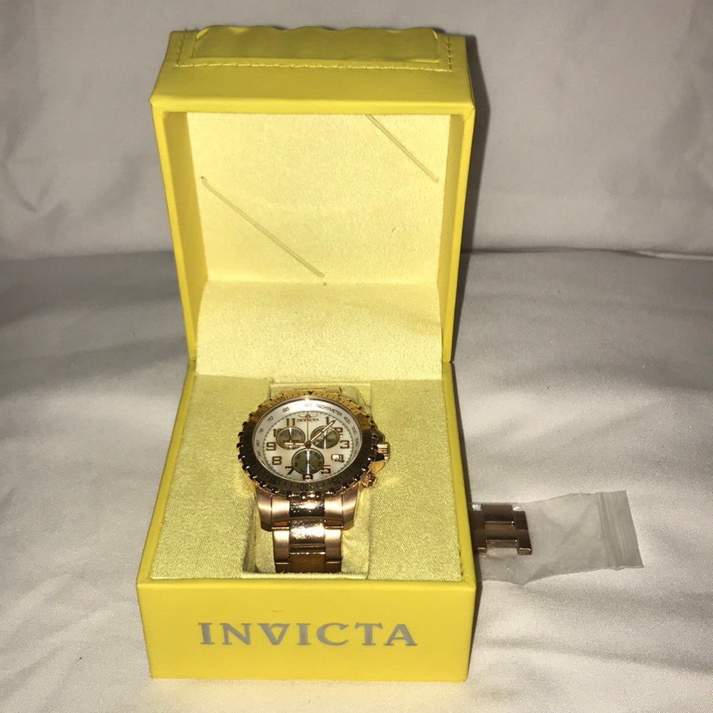 Invicta watch ❤️ - Picture 7 of 7